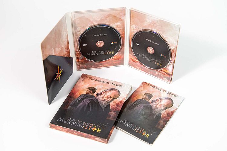6 page double digipak with pocket