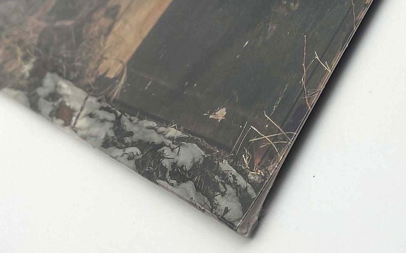 shrink wrapped vinyl sleeve corner detail