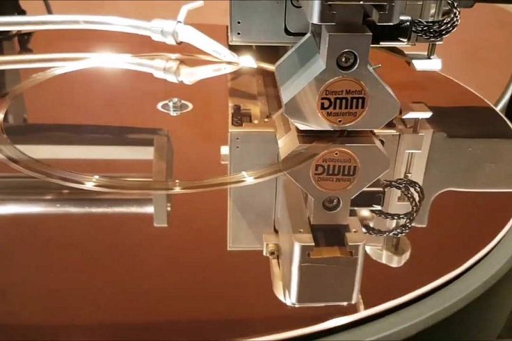 DMM cutting lathe