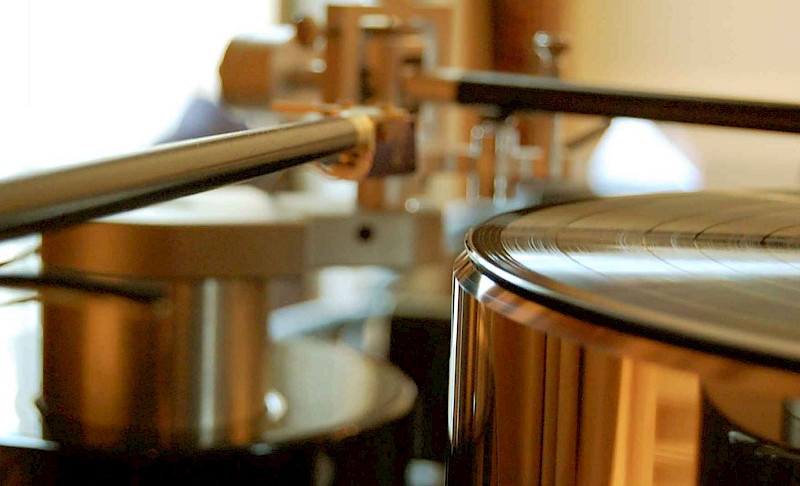 close up of cutting lathe